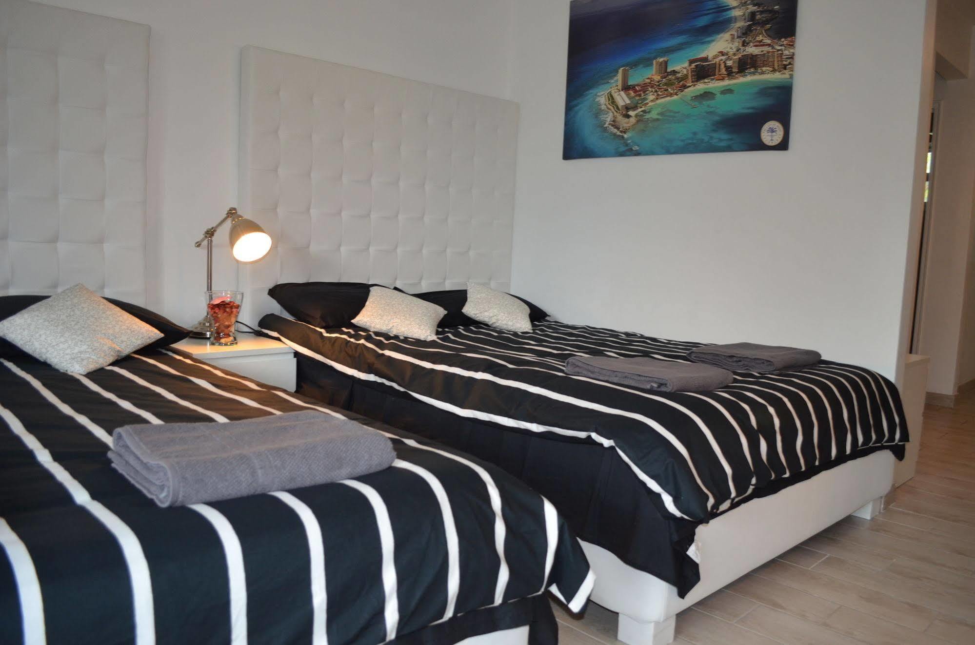 Miami Club Resort Маями Бийч Екстериор снимка